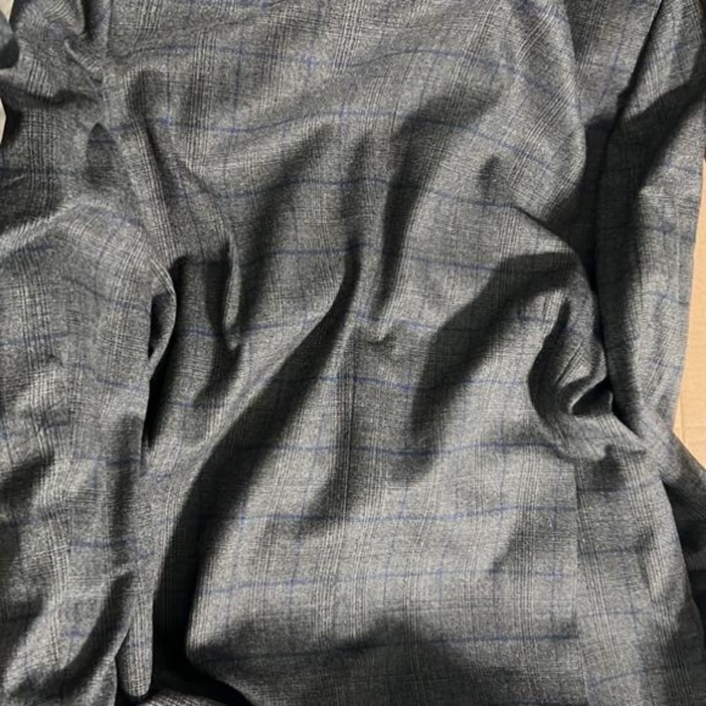 Suit EU Size:54 slim fit, US Size:44 slim fit